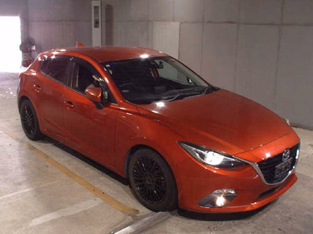 MAZDA AXELA
