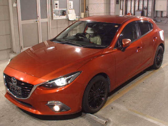 MAZDA AXELA