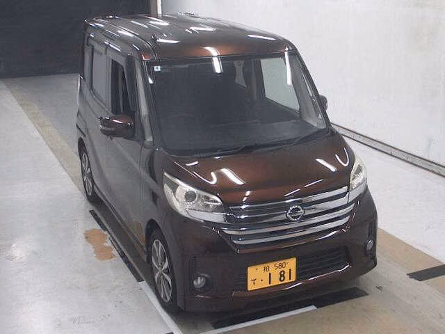 Nissan DAYZ Roox
