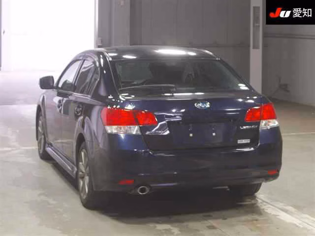SUBARU LEGACY B4