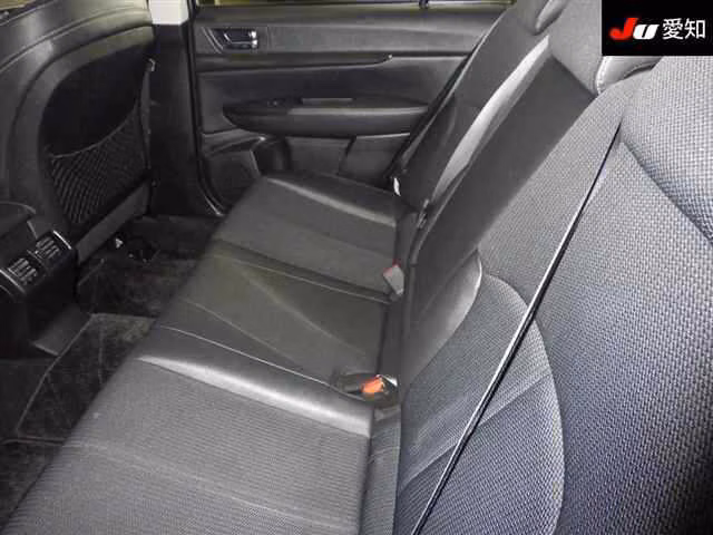 SUBARU LEGACY B4