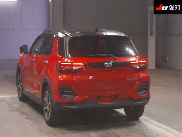 DAIHATSU ROCKY