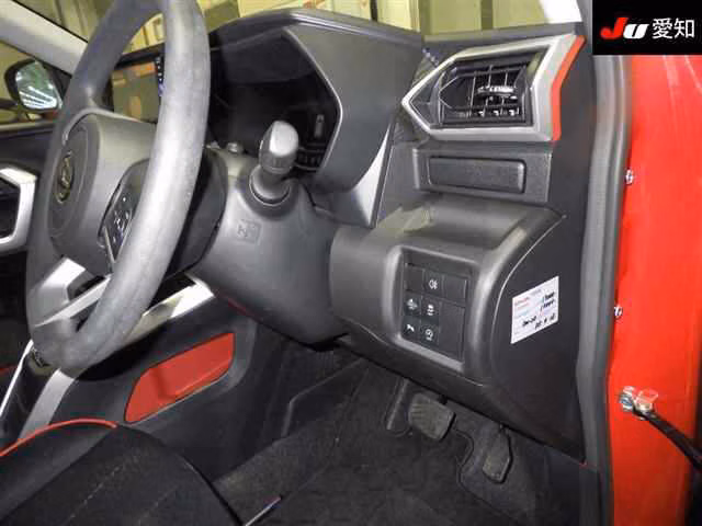 DAIHATSU ROCKY