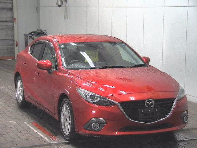 MAZDA AXELA