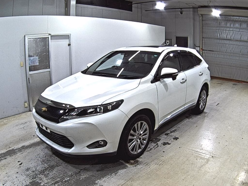 TOYOTA HARRIER