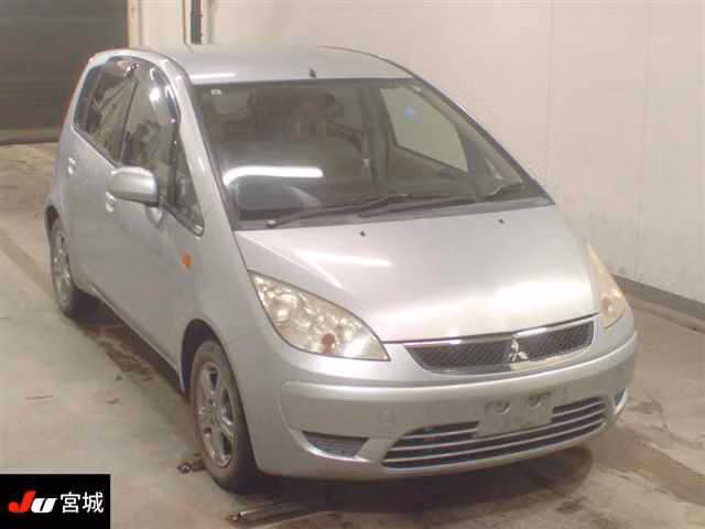 MITSUBISHI COLT