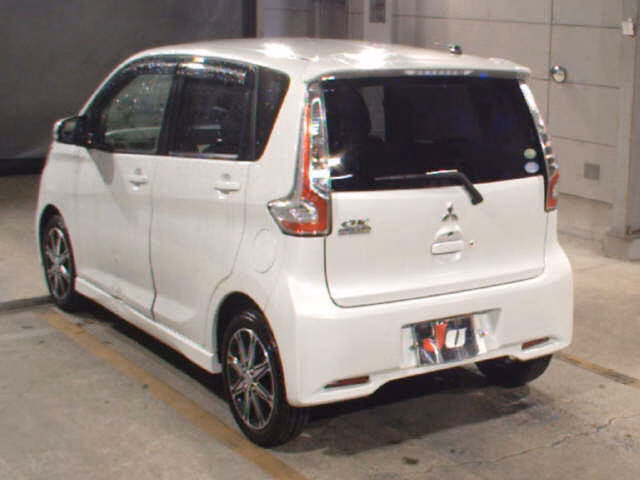 MITSUBISHI EK CUSTOM