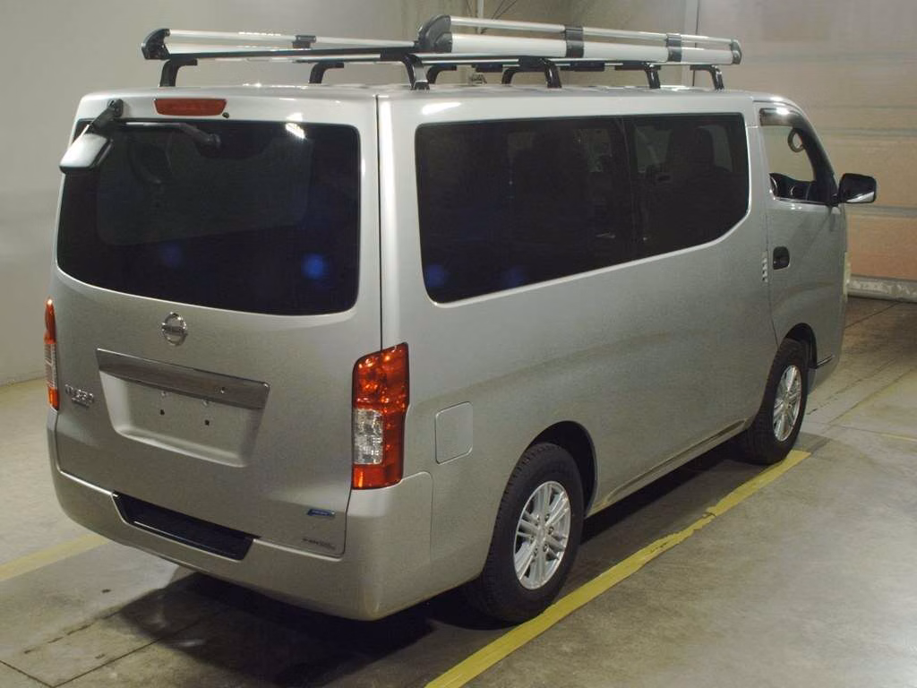 NISSAN NV350 CARAVAN