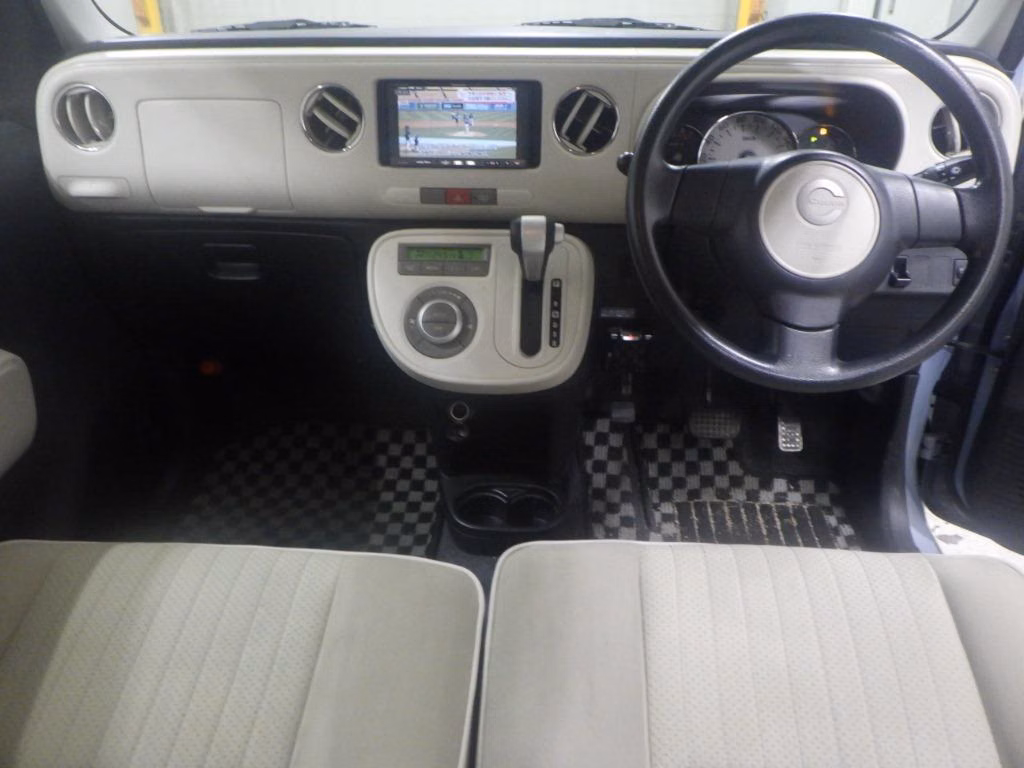 DAIHATSU MIRA COCOA