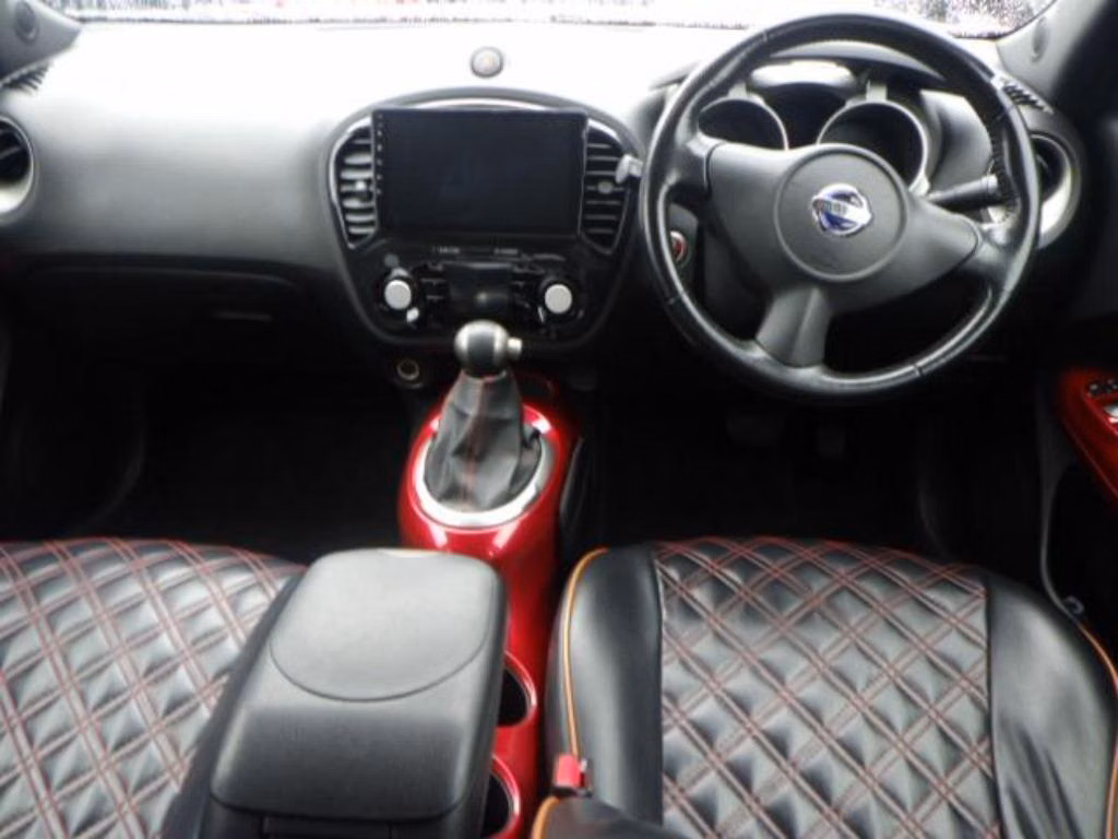 NISSAN JUKE