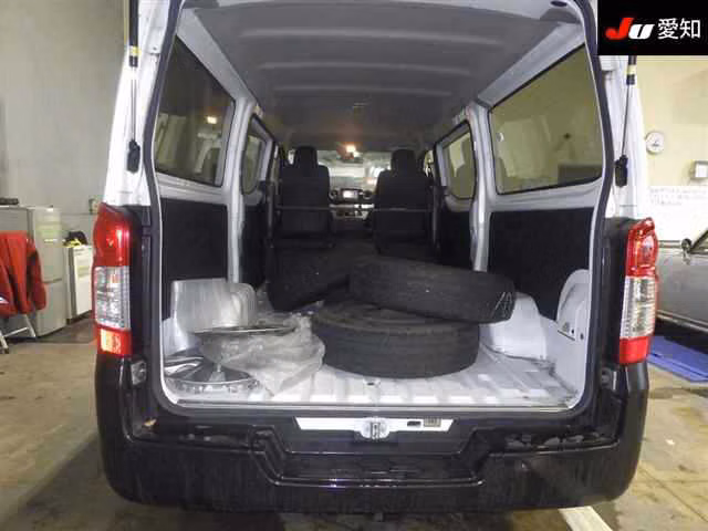 NISSAN NV350 CARAVAN