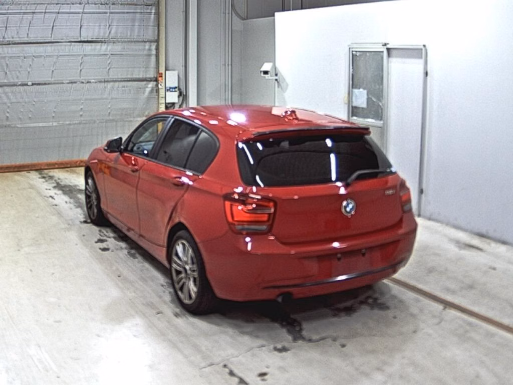 BMW 1-SERIES