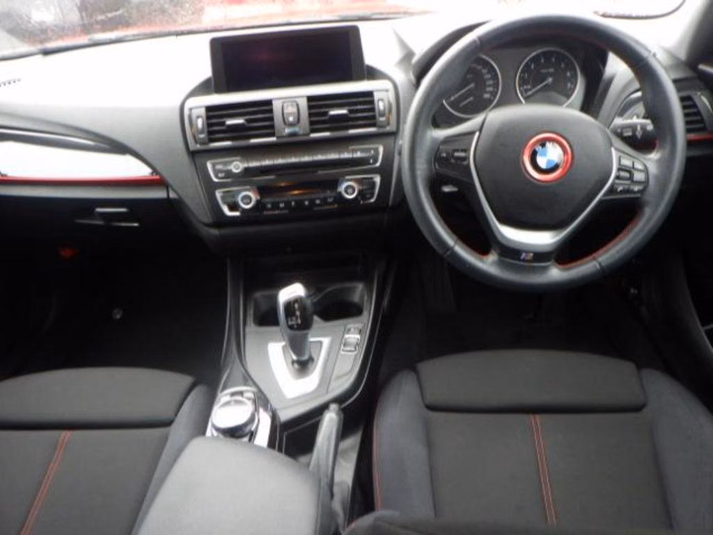 BMW 1-SERIES