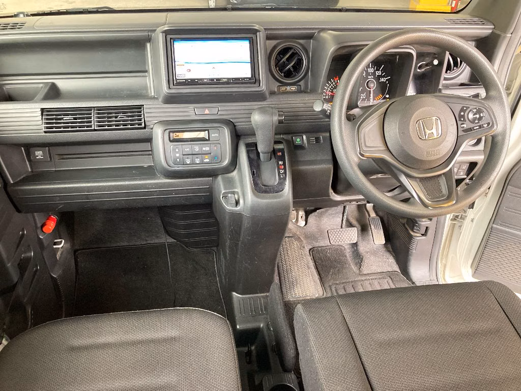 HONDA N-VAN