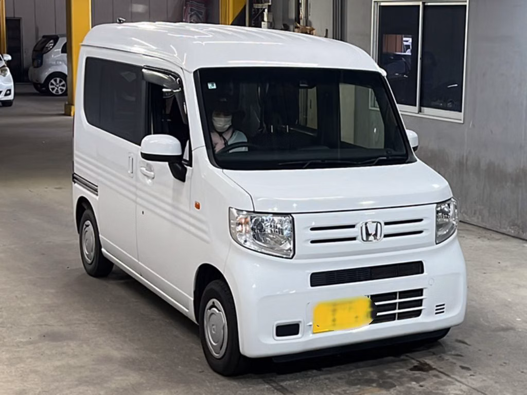 HONDA N-VAN