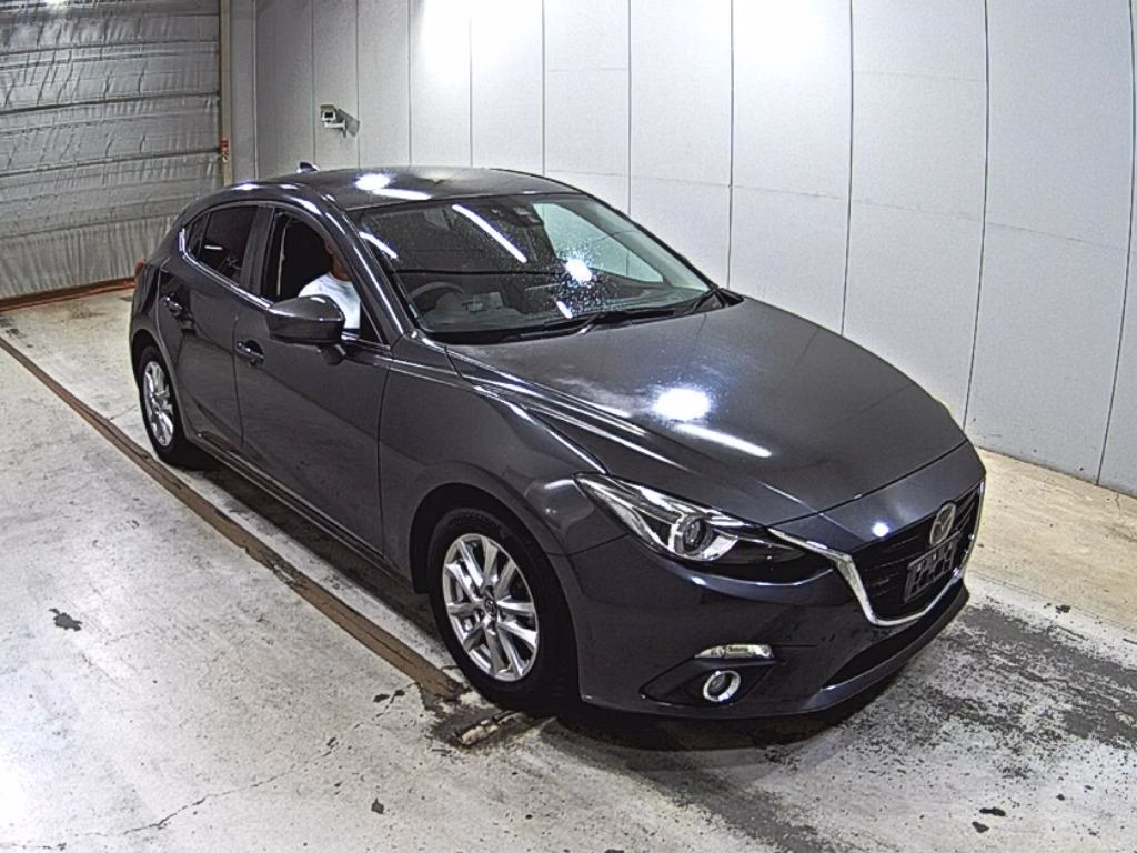 MAZDA AXELA