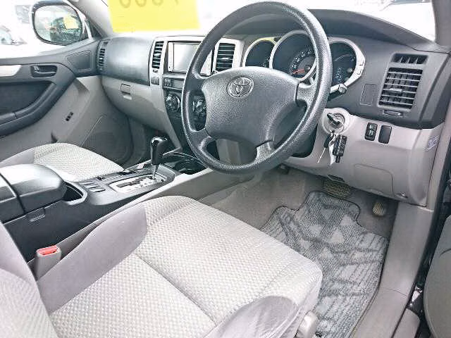 TOYOTA HILUX SURF
