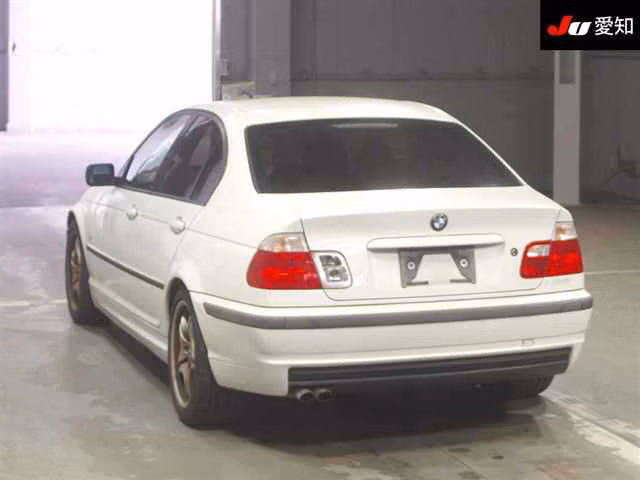 BMW 3-SERIES