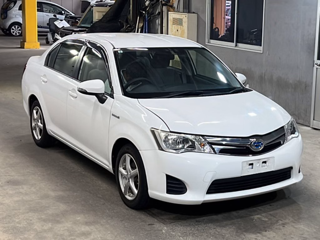 TOYOTA COROLLA AXIO