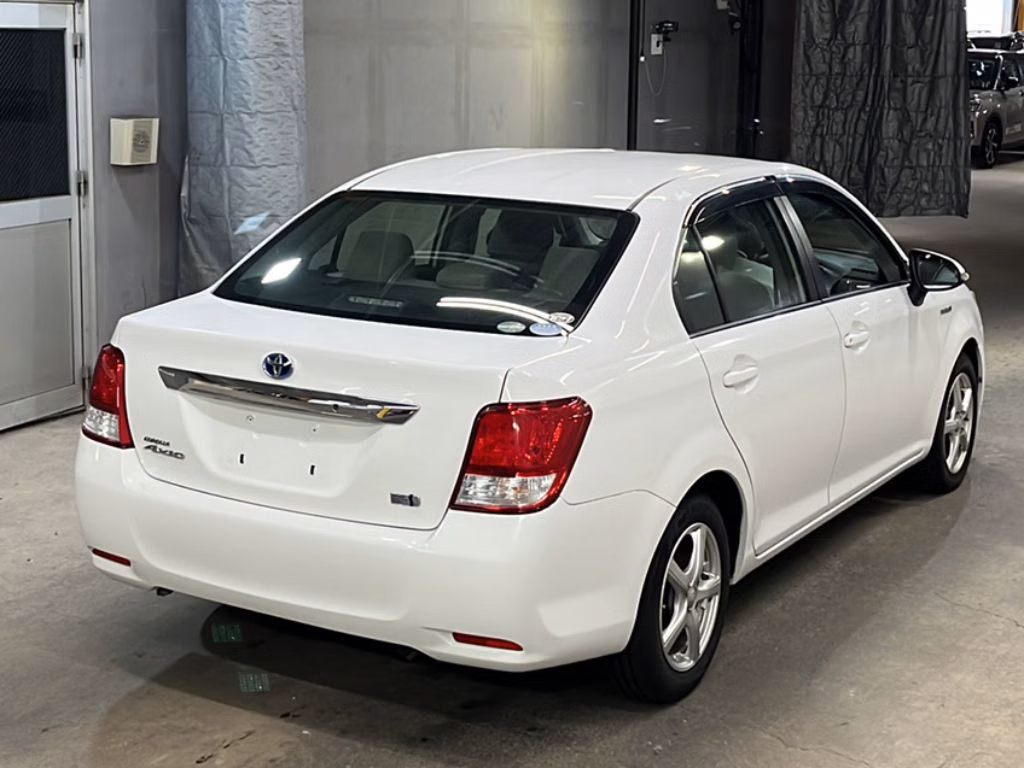TOYOTA COROLLA AXIO
