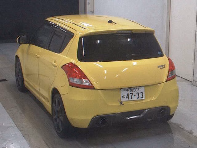 SUZUKI SWIFT