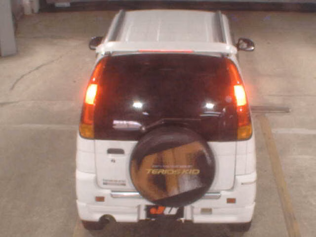 DAIHATSU TERIOS KID