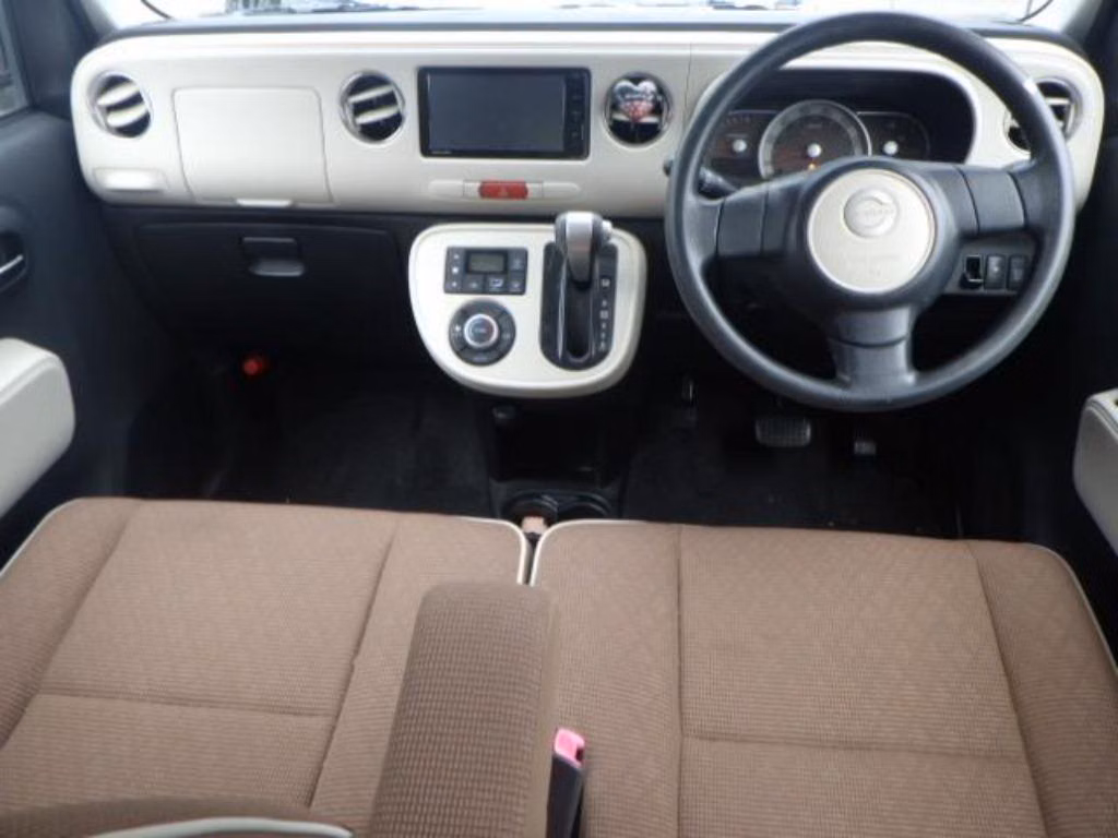 DAIHATSU MIRA COCOA