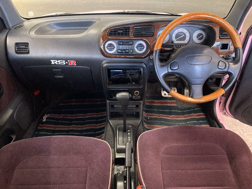 DAIHATSU MIRA GINO
