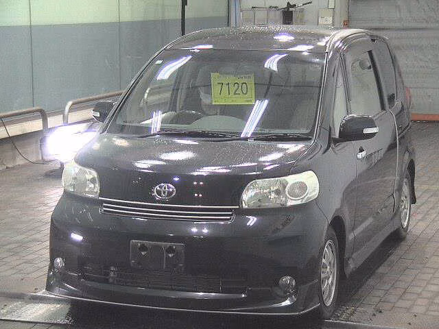 TOYOTA PORTE