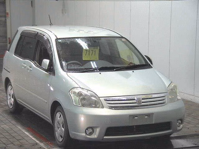 TOYOTA RAUM