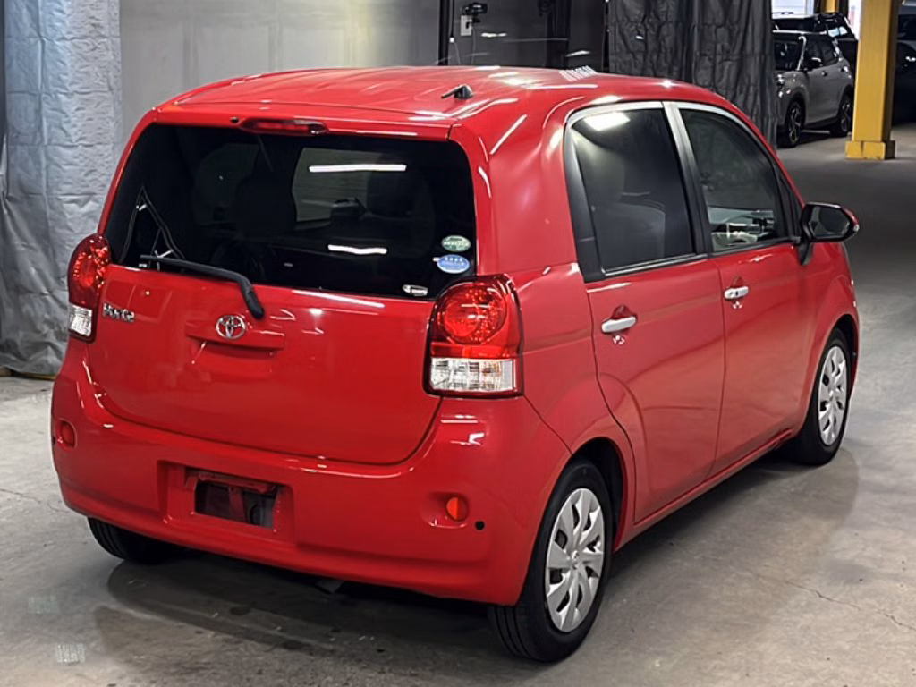 TOYOTA PORTE