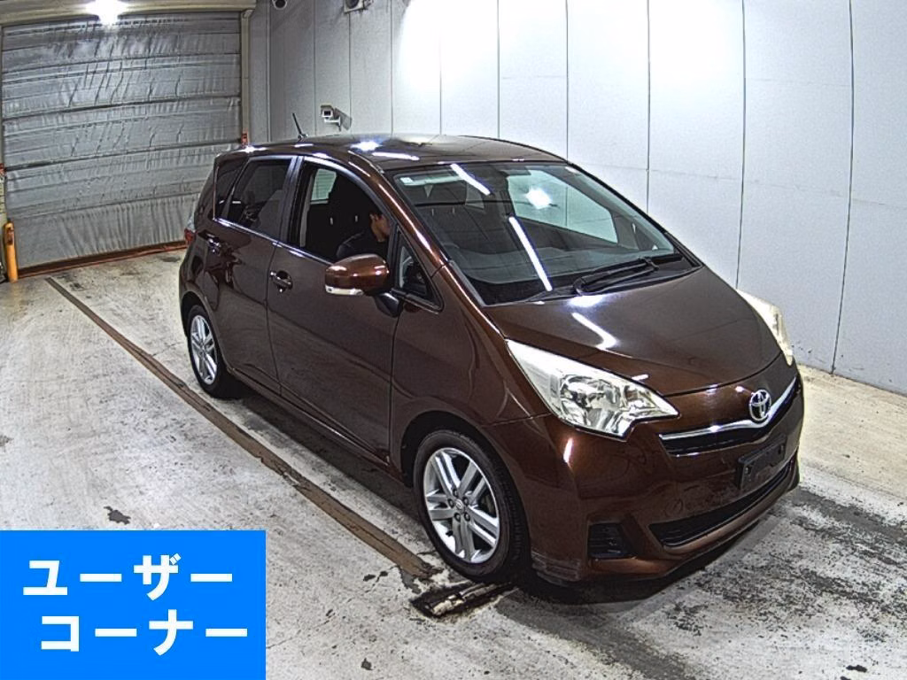 Toyota Ractis