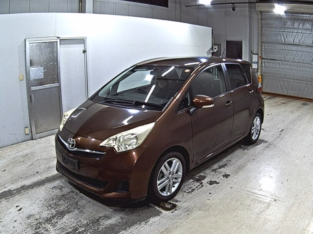 TOYOTA RACTIS