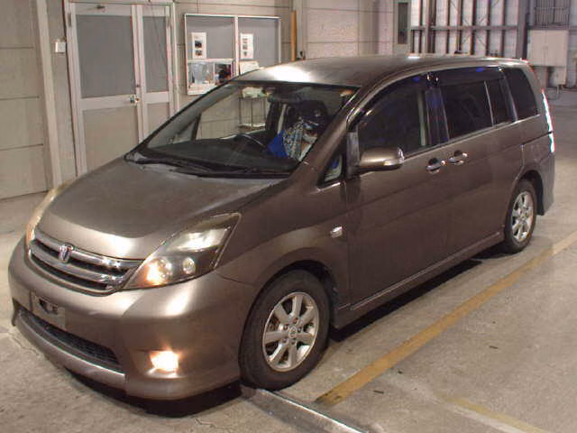 TOYOTA ISIS