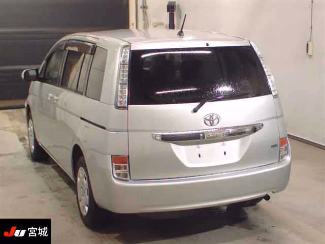 TOYOTA ISIS