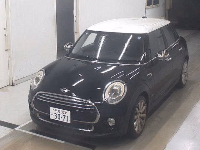 MINI HATCH