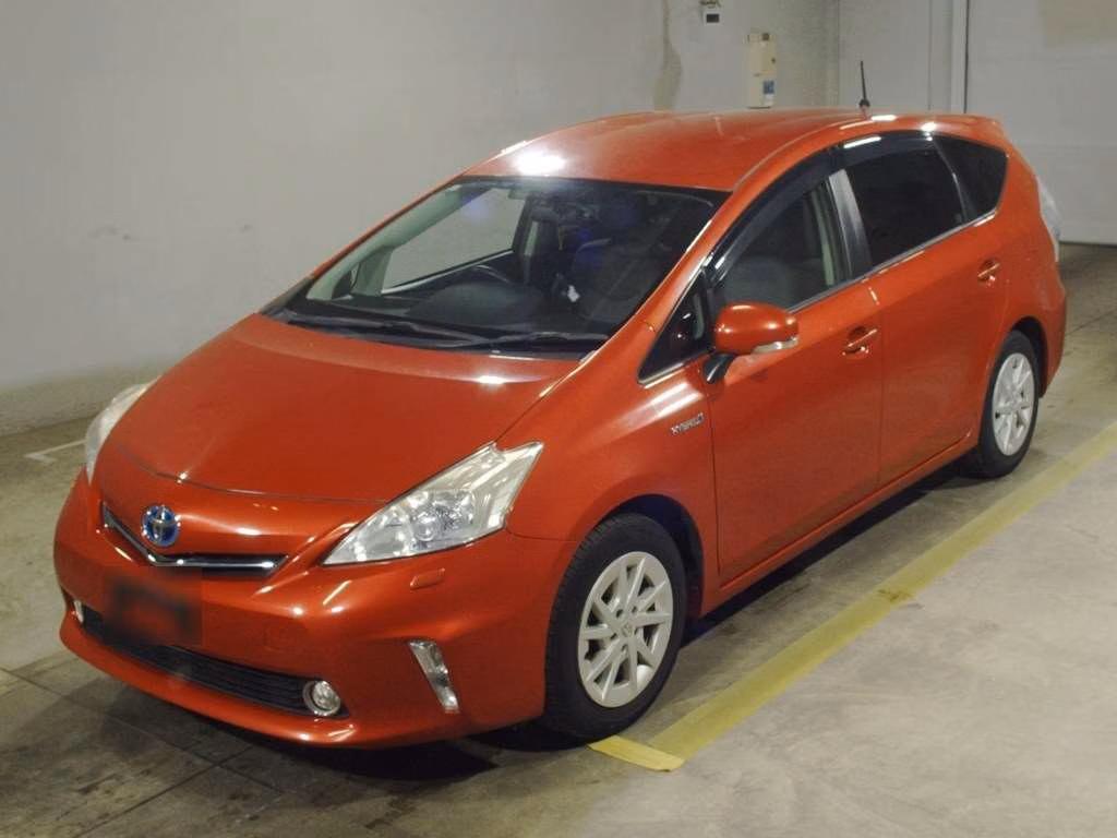 TOYOTA PRIUS ALPHA