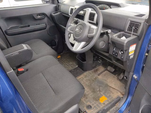 DAIHATSU WAKE
