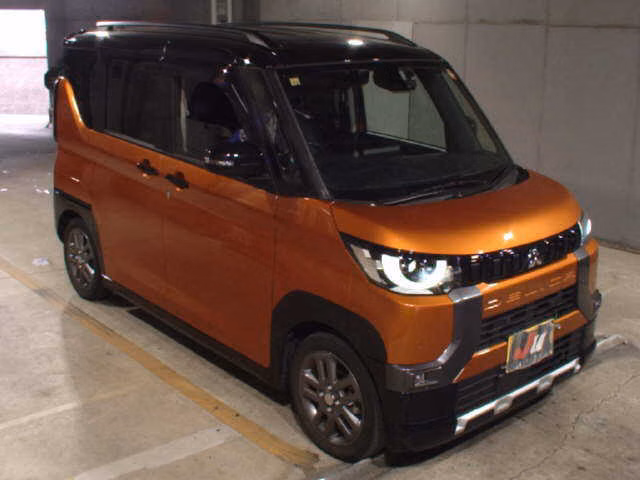 Mitsubishi Delica Mini