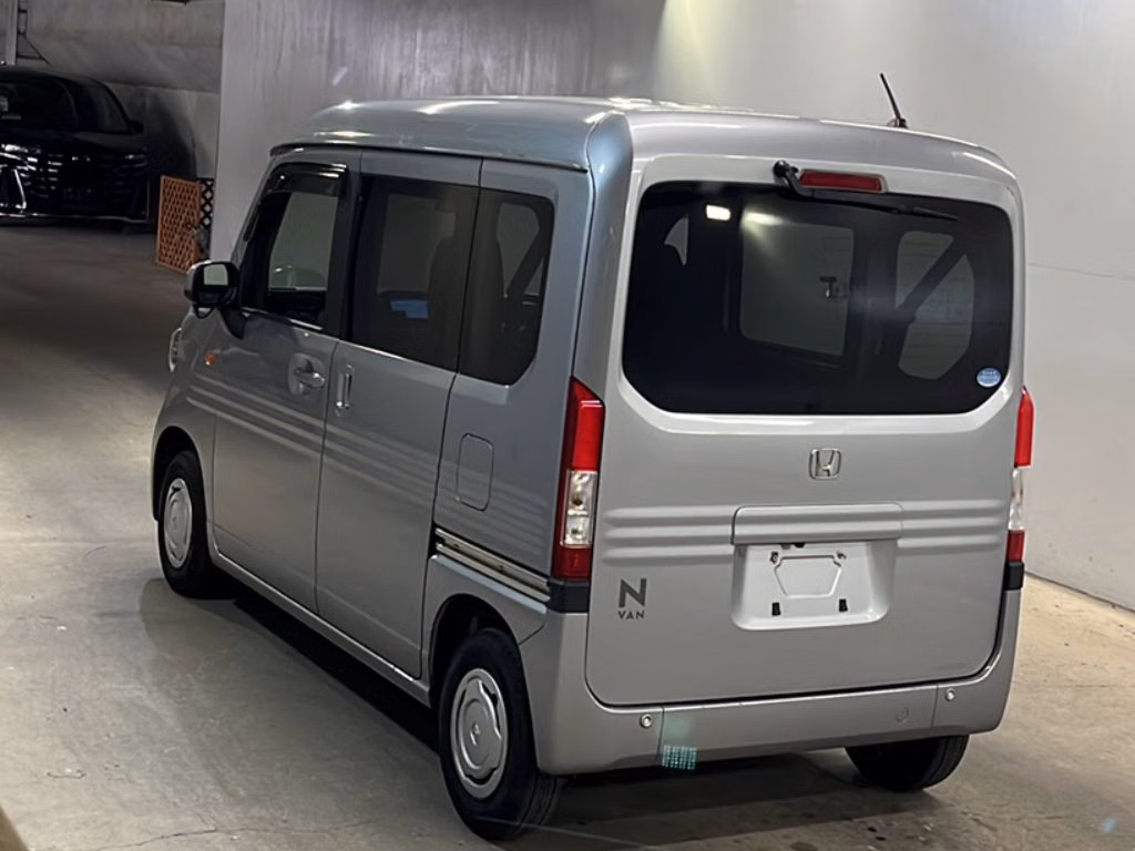 HONDA N-VAN