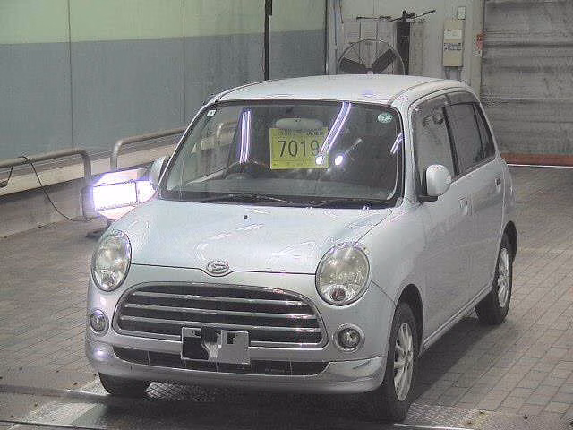 DAIHATSU MIRA GINO