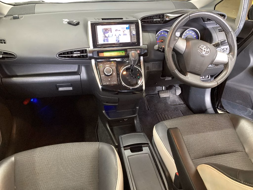 TOYOTA WISH