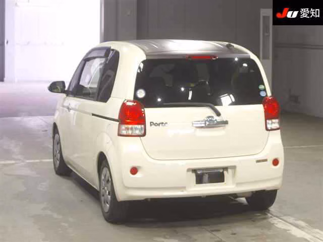 TOYOTA PORTE