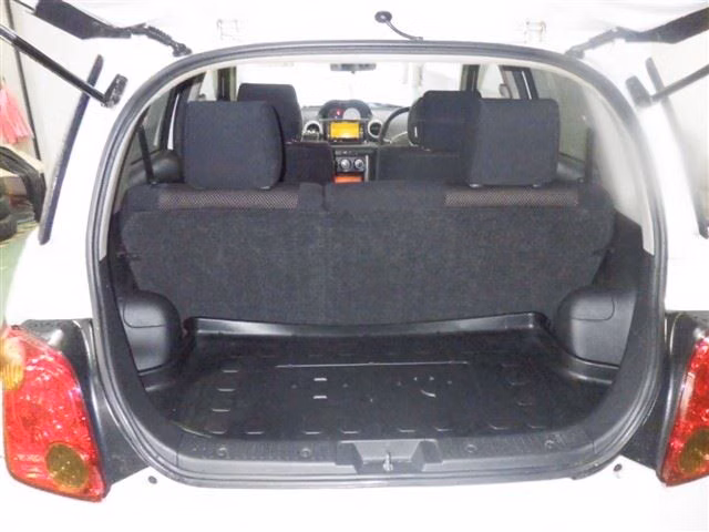TOYOTA IST