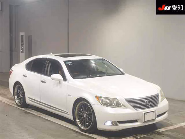 Lexus LS460