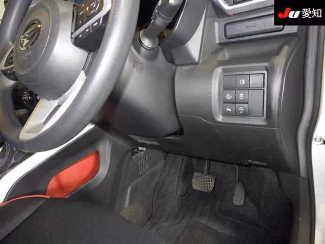 DAIHATSU ROCKY