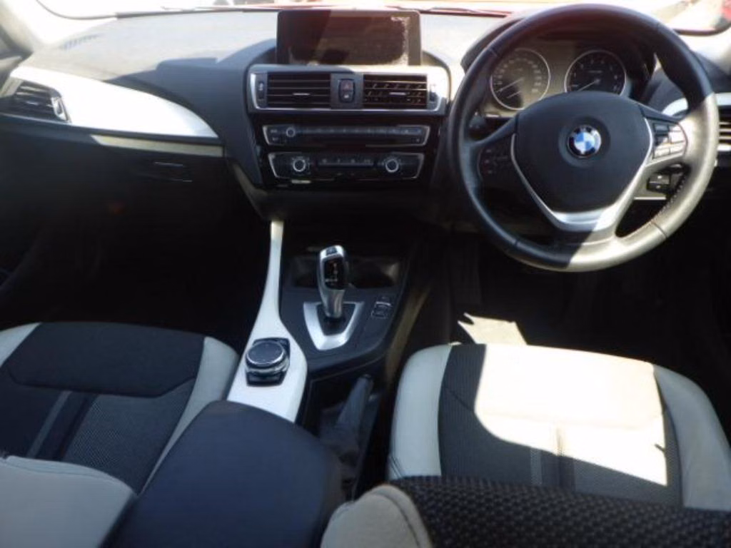 BMW 1-SERIES