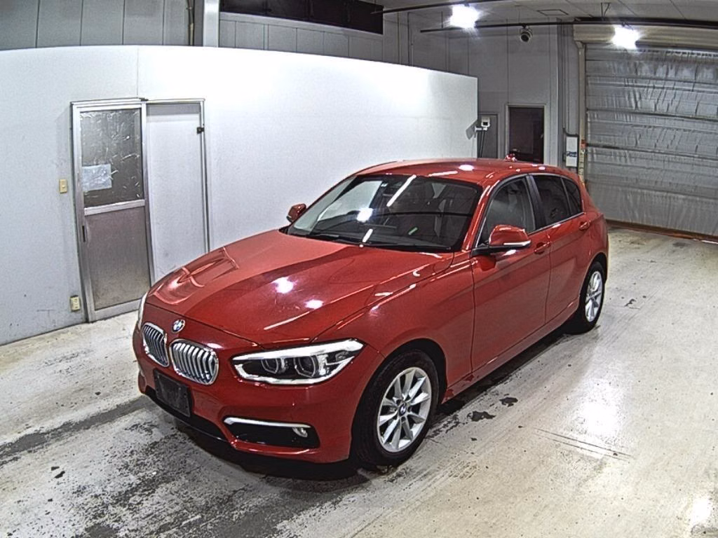BMW 1-SERIES
