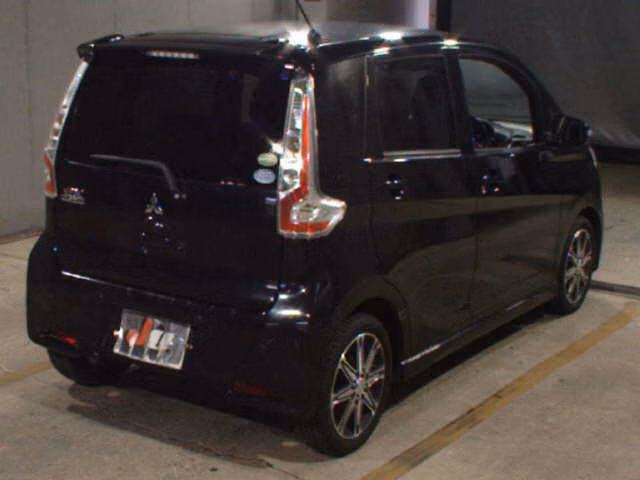 MITSUBISHI EK CUSTOM