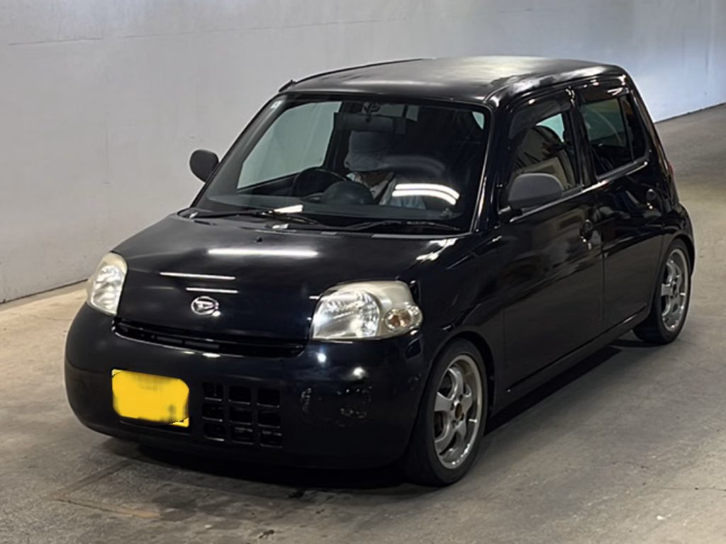 DAIHATSU ESSE